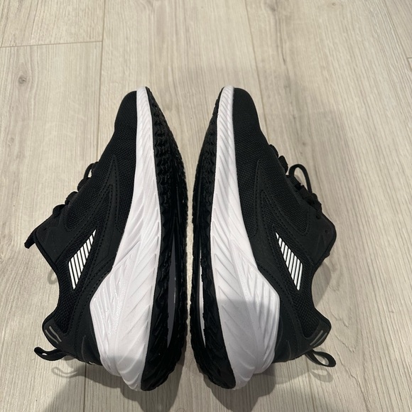 Fila Black Running Shoes Sneakers Women Size 7 - Picture 7 of 8